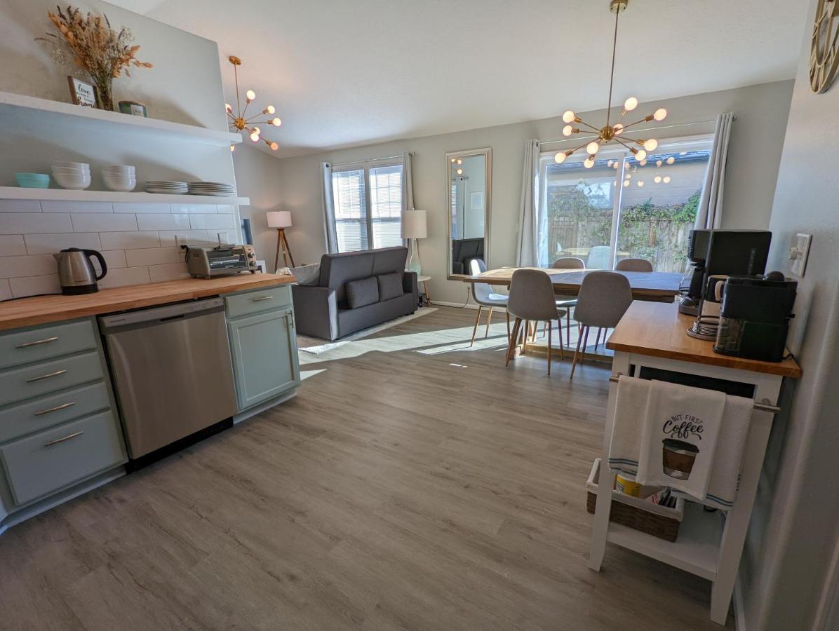 Contemporary 2-Bedroom Close To Downtown, Dining Eugene Exteriér fotografie