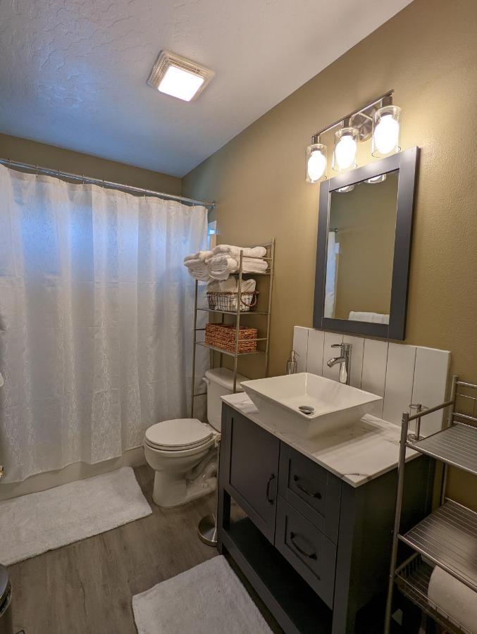 Contemporary 2-Bedroom Close To Downtown, Dining Eugene Exteriér fotografie